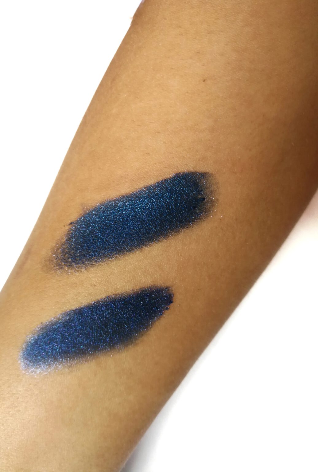 Pigments Liner