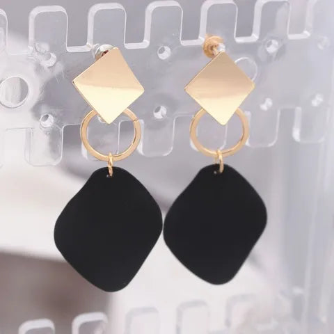 Boucles rétro vernis